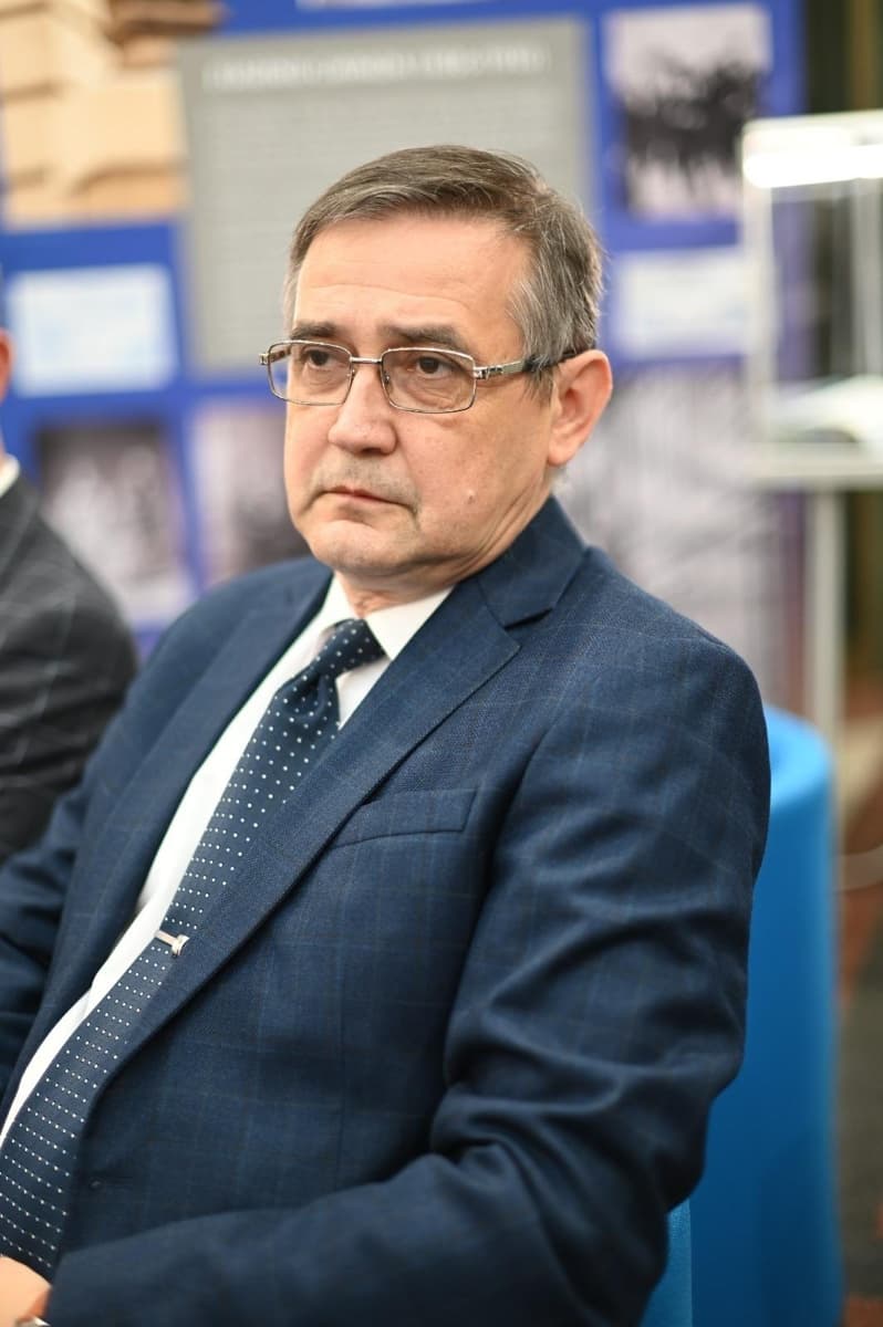 Radu Gabriel Macrinici
